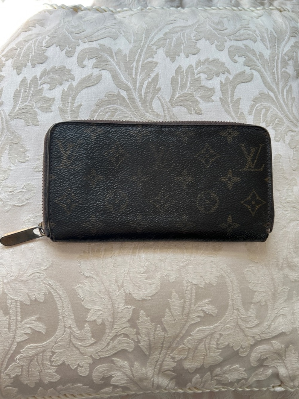 Louis Vuitton Monogram Canvas Brown Black Zip Around Wallet